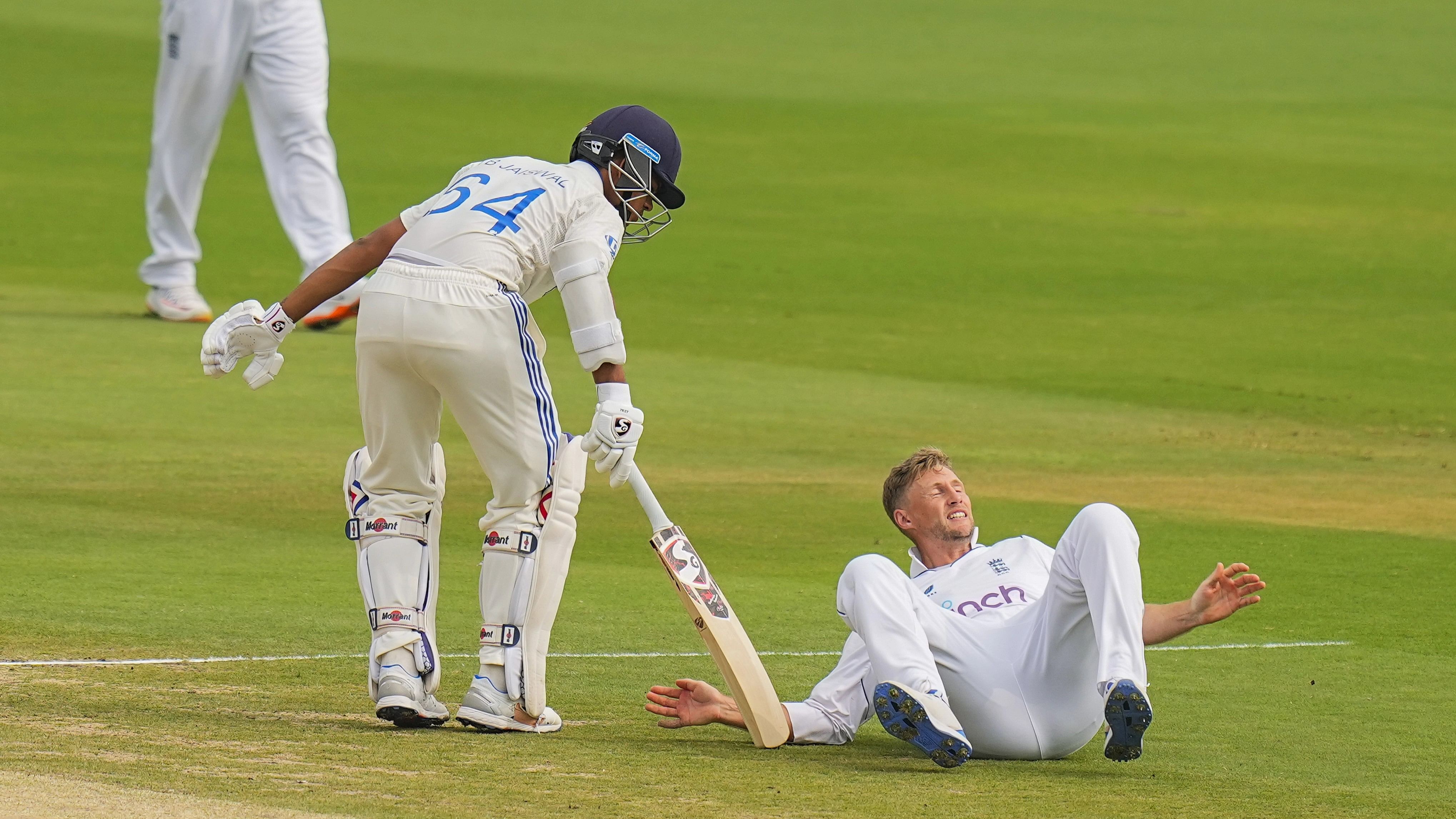 <div class="paragraphs"><p>Visakhapatnam: England's Joe Root slips as he tries to stop the ball during the third day of the second Test match between India and England, at Dr Y.S. Rajasekhara Reddy Cricket Stadium, in Visakhapatnam, Sunday, Feb. 4, 2024.</p></div>