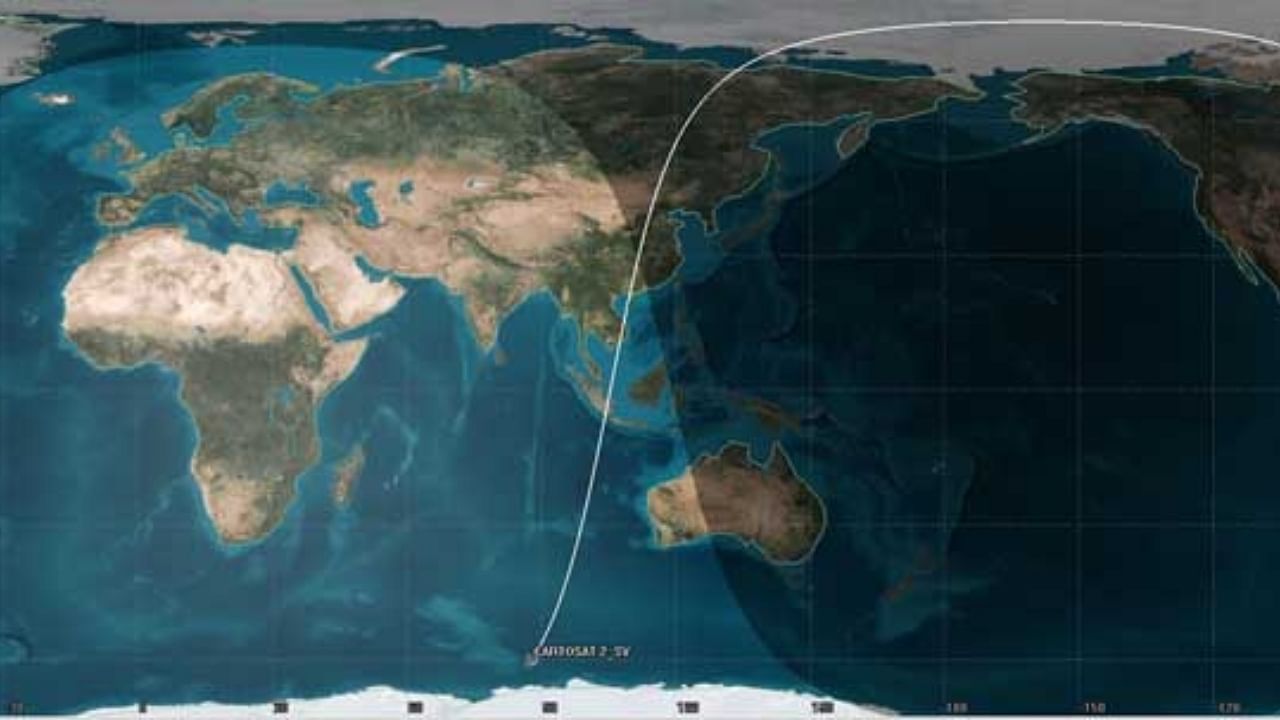 <div class="paragraphs"><p>Final re-entry ground traces of Cartosat-2 show the&nbsp;impact&nbsp;point over the Indian Ocean.</p></div>