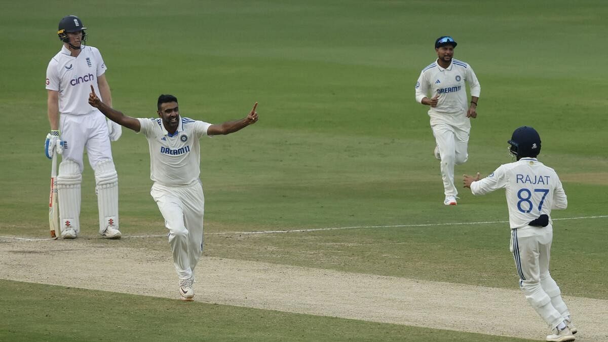 <div class="paragraphs"><p>Ravichandran Ashwin celebrates after taking the wicket of Ben Duckett</p></div>