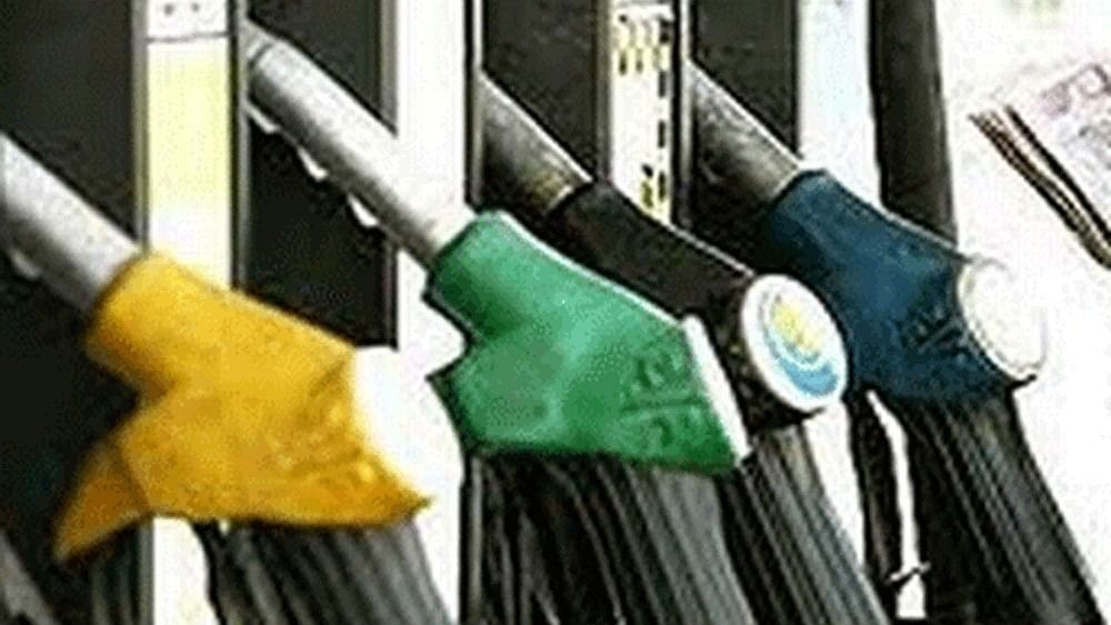 <div class="paragraphs"><p>Representative image showing filling pipes in petrol pump.</p></div>