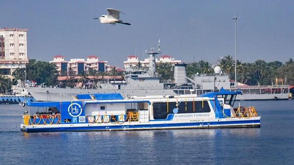 <div class="paragraphs"><p>India's first indigenous green hydrogen waterway vessel built by Cochin Shipyard, at the backwaters of Kochion Wednesday. Prime Minister Narendra Modi inaugurated the indigenous green hydrogen waterway vessel in Thoothukudi on February 28.</p></div>