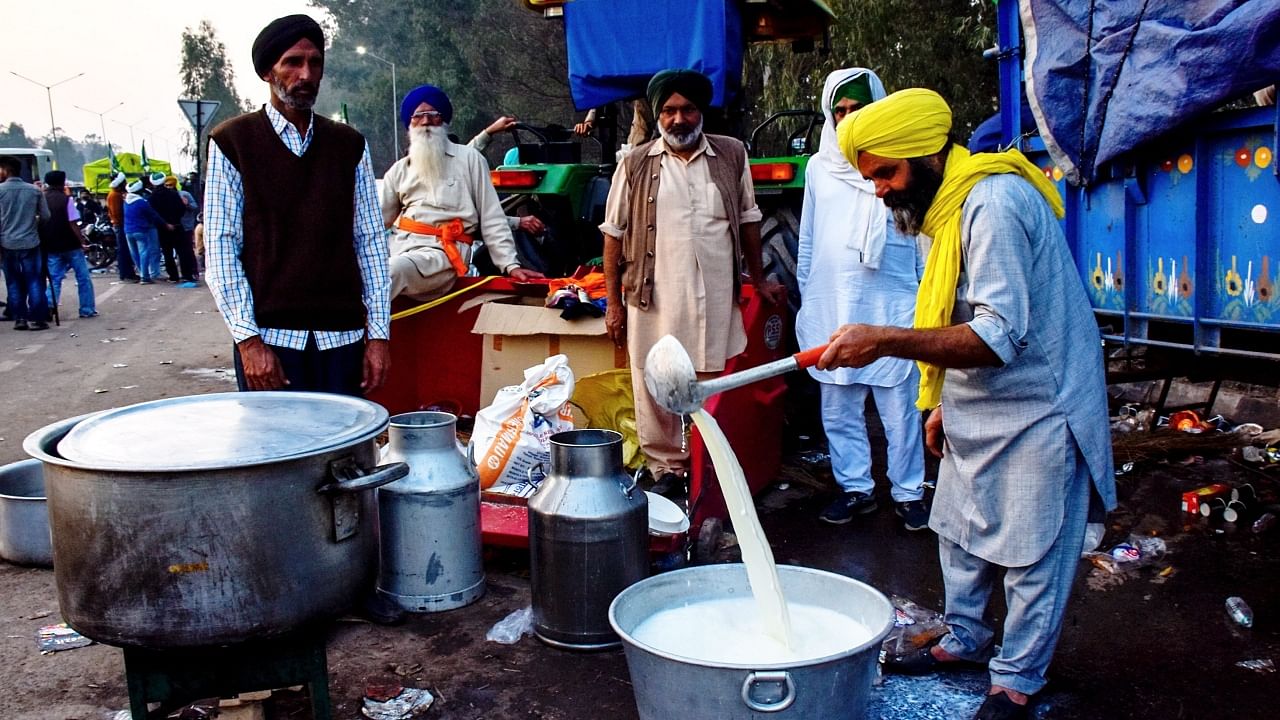 <div class="paragraphs"><p>A photo of farmers preparing food at the Punjab-Haryana Shambhu border during a protest march.</p></div>