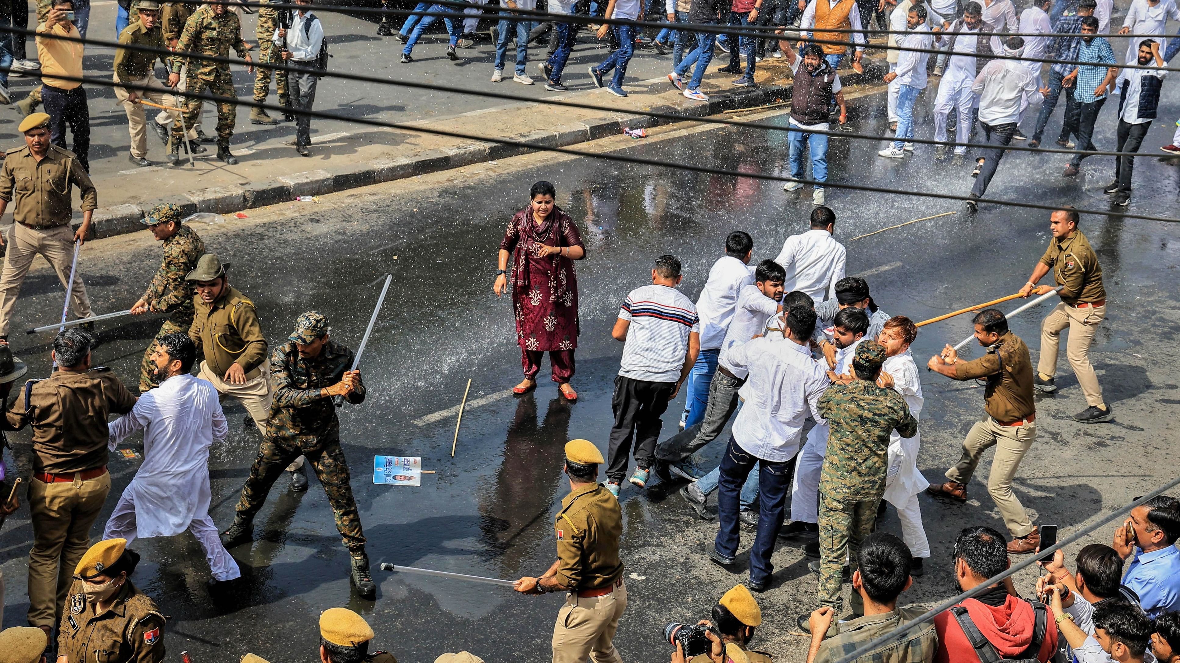 <div class="paragraphs"><p>Police personnel lathi-charge Indian Youth Congress workers to disperse them during a protest in support of farmers and unemployed youth in Jaipur, on Wednesday, Feb. 21, 2024.</p></div>