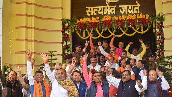 <div class="paragraphs"><p>BJP MLAs flash victory signs&nbsp;at Vidhan Bhawan in Patna, Monday, Feb. 12, 2024.</p></div>