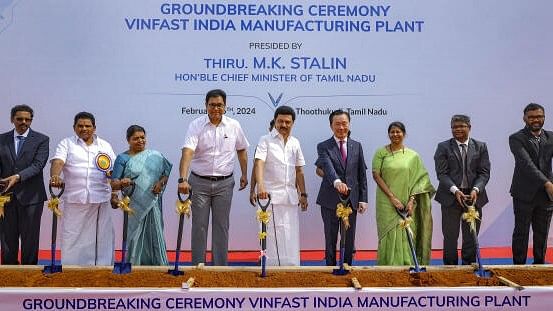 <div class="paragraphs"><p>Tamil Nadu Chief Minister MK Stalin with officials of Vinfast India Manufacturing during the ground-breaking ceremony of the company's plant, in Thoothukudi, Sunday, Feb. 25, 2024.</p></div>