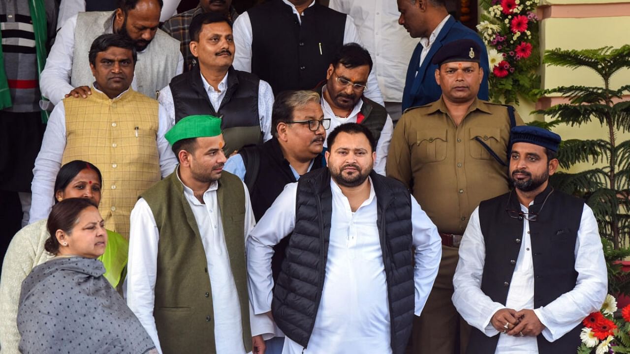 <div class="paragraphs"><p>Tejashwi Yadav with other RJD MLAs. </p></div>