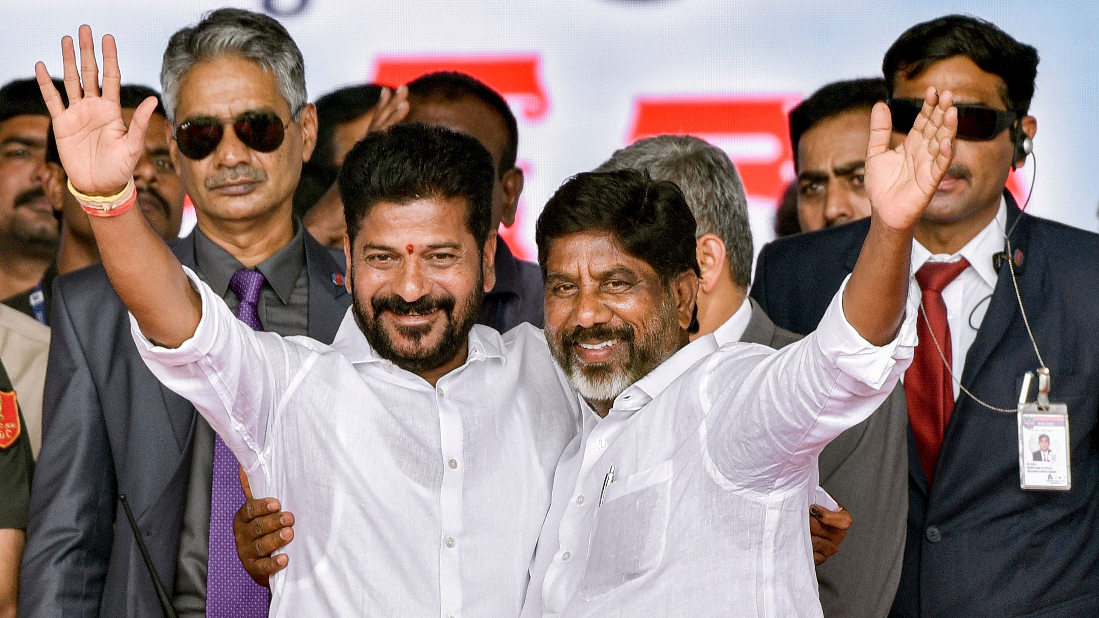 <div class="paragraphs"><p>Hyderabad: Telangana CM Revanth Reddy and Dy CM Mallu Bhatti Vikramarka.</p></div>