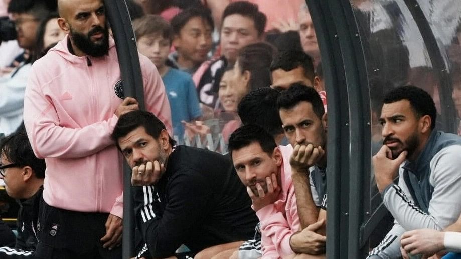 <div class="paragraphs"><p>Hong Kong v Inter Miami - Hong Kong Stadium, Hong Kong - February 4, 2024 Inter Miami's Lionel Messi, Sergio Busquets and teammates sit on the substitute bench during the match</p></div>