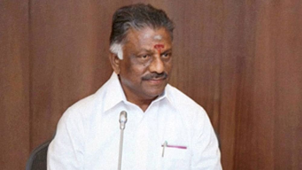 <div class="paragraphs"><p> O Panneerselvam </p></div>