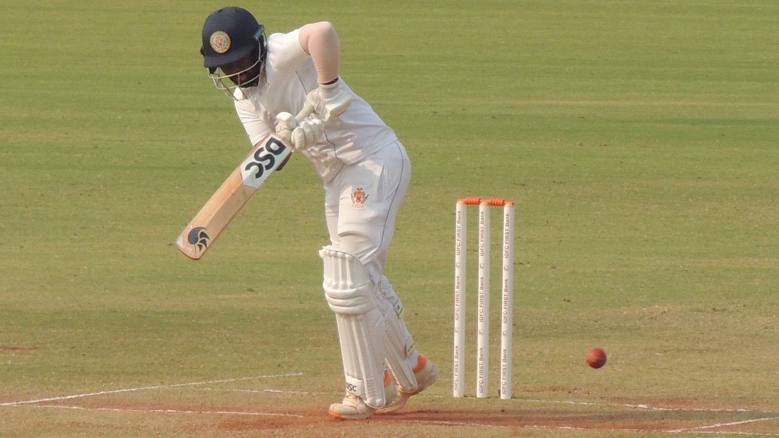 <div class="paragraphs"><p>Karnataka's SJ Nikin Jose flicks one during his fighting 82 against Vidarbha on the third day of their Ranji Trophy quarterfinal.&nbsp;</p></div>