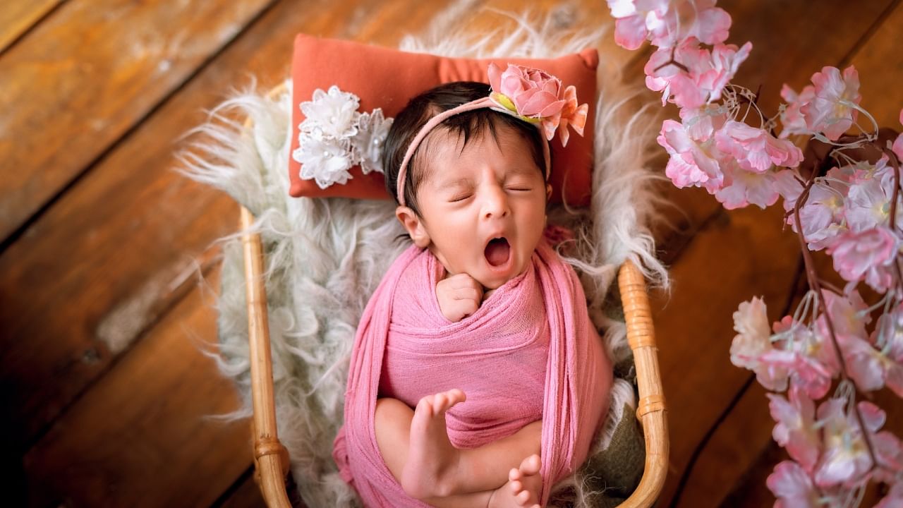 <div class="paragraphs"><p>Newborn photography is a unique and heartwarming genre that captures the innocence and fragility of newborns in the very first few days or weeks of their lives.</p></div>