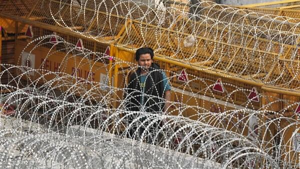 <div class="paragraphs"><p>Multi-layered barricading in place at Singhu Border ahead of the scheduled 'Delhi Chalo' march by the protesting farmers, in New Delhi, Monday, Feb. 12, 2024.</p></div>