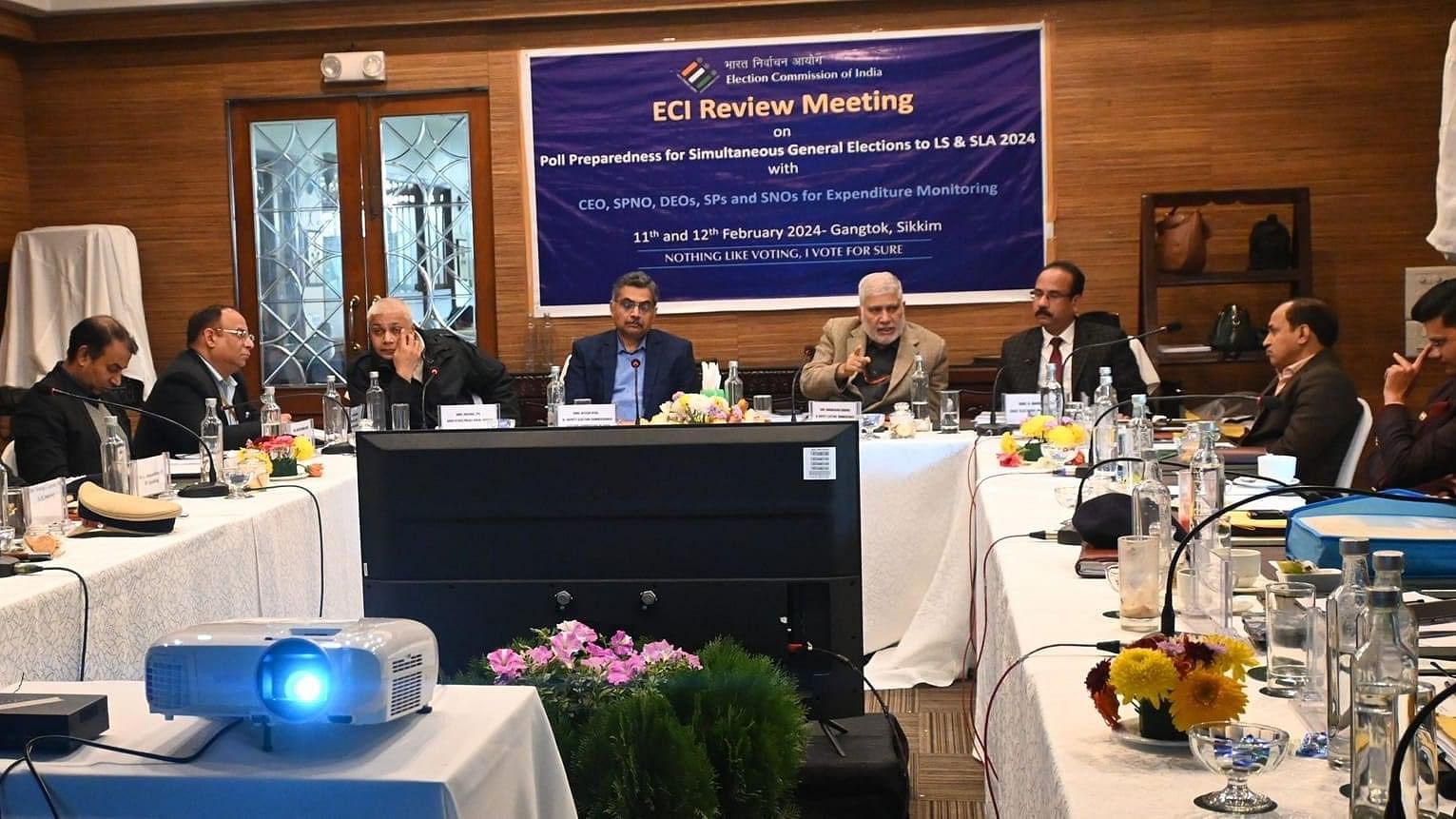 <div class="paragraphs"><p>A delegation of the Election Commission of India visited Sikkim to review the election preparedness for the General Elections-2024 to Lok Sabha and Sikkim Legislative Assembly</p></div>