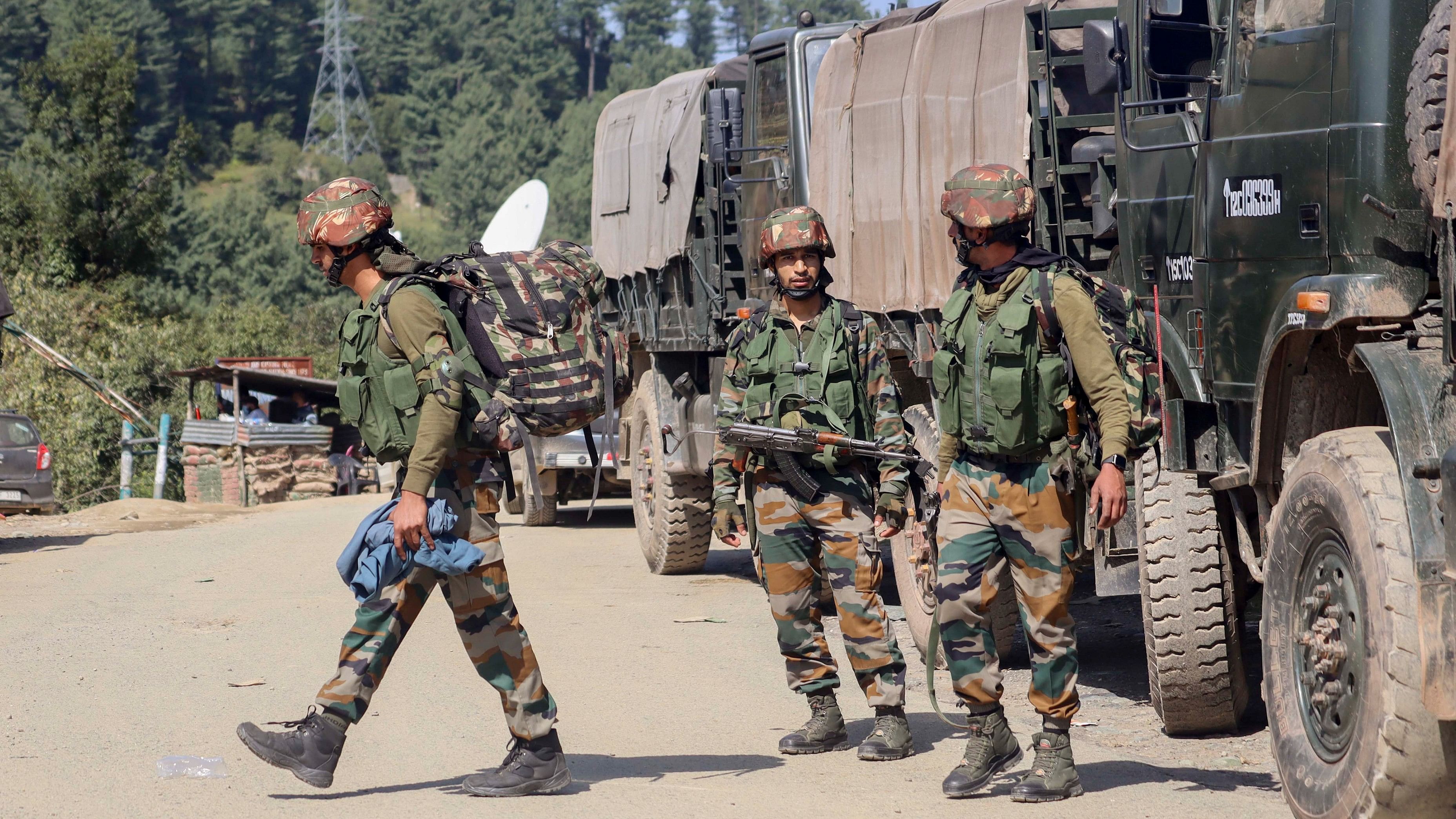 <div class="paragraphs"><p>Army soldiers during an encounter with terrorists at Dehra Ki Gali (DKG) area of Surankote in Poonch in 2021.</p></div>