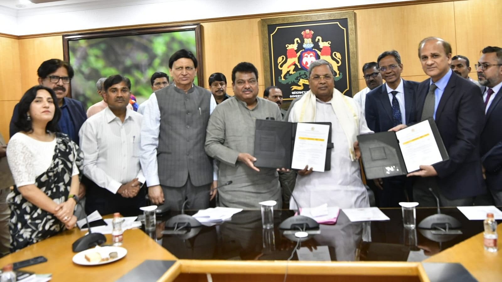 <div class="paragraphs"><p>Chief Minister Siddaramaiah and Large and Medium Industries Minister M B Patil were among those present at an MoU signing ceremony in this regard here.</p></div>
