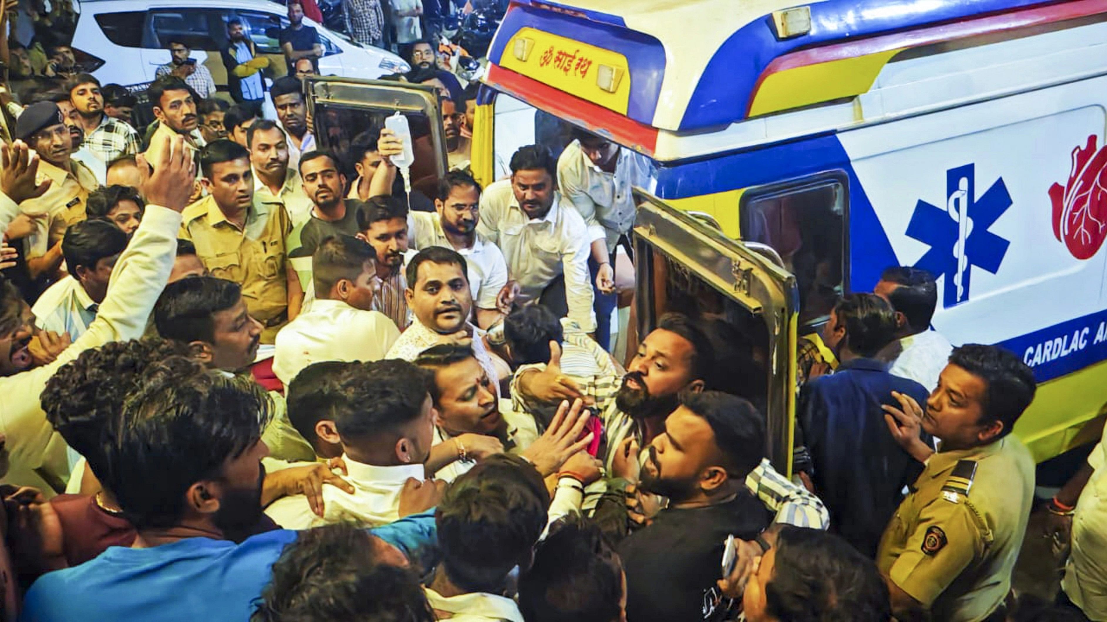 <div class="paragraphs"><p>Shiv Sena leaders Mahesh Gaikwad and Rahul Patil being taken to a hospital after they were allegedly shot by BJP MLA Ganpat Gaikwad, Friday, Feb. 2, 2024. </p></div>