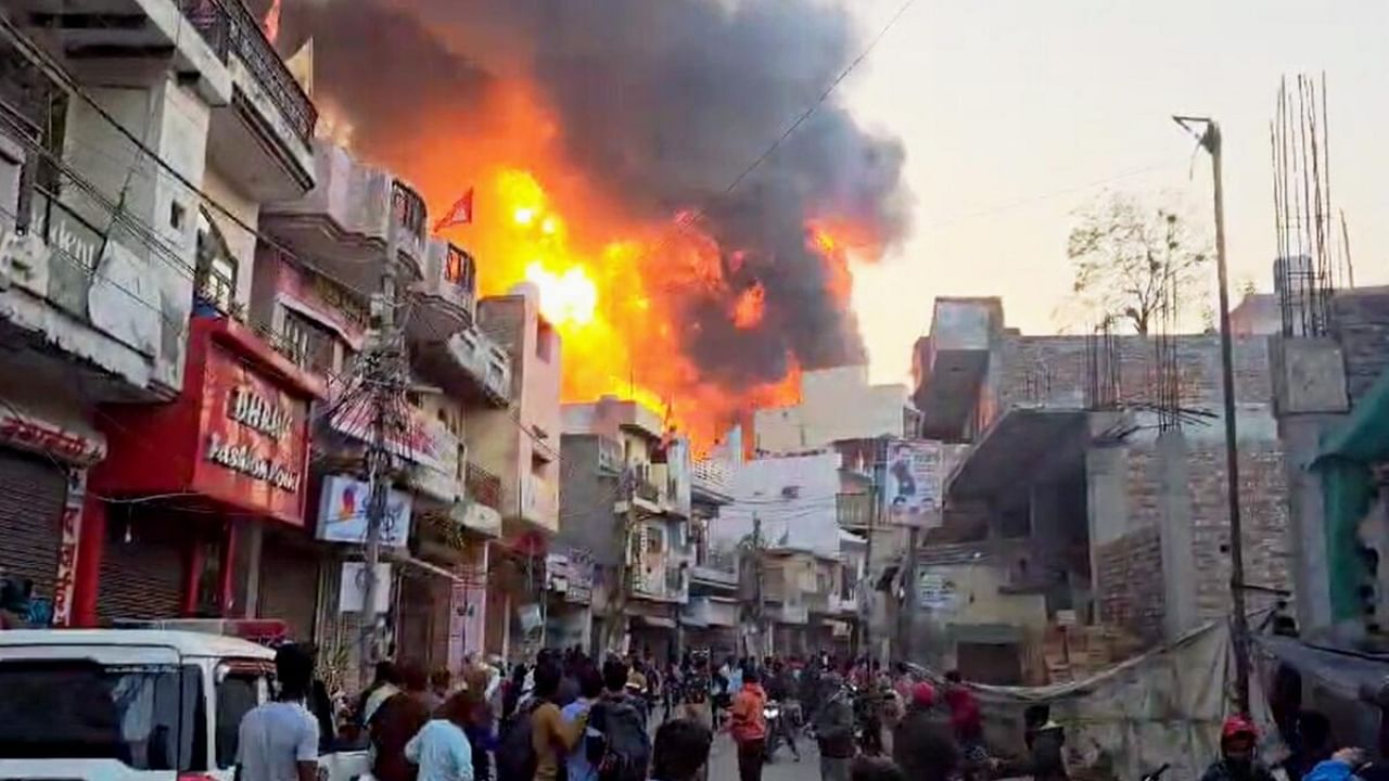 <div class="paragraphs"><p>Smoke billows after a fire broke out in a paint factory at Alipur in New Delhi on Thursday.</p></div>