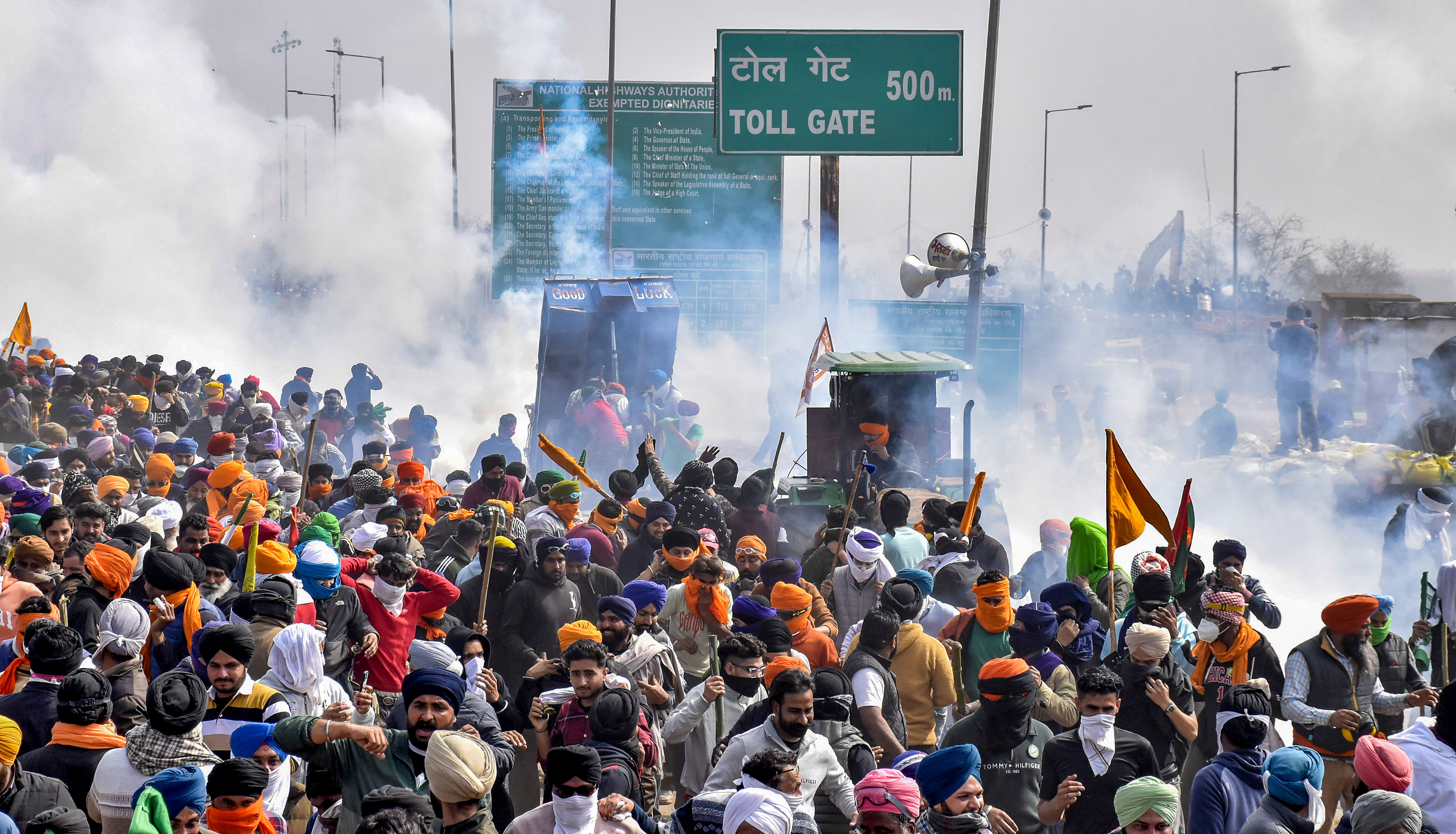 <div class="paragraphs"><p>Patiala: Smoke rises from tear gas being fired upon the protesting farmers during their 'Delhi Chalo' march, near the Punjab-Haryana Shambhu Border, in Patiala district, Wednesday, Feb. 21, 2024. </p></div>