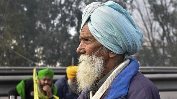 <div class="paragraphs"><p>A farmer at Shambhu border (Punjab-Haryana) during farmers' 'Delhi Chalo' march, near Ambala, Tuesday, Feb. 13, 2024.</p></div>