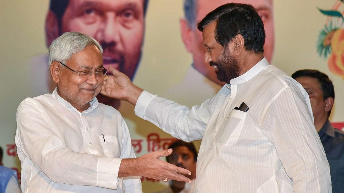 <div class="paragraphs"><p>Bihar Chief Minister Nitish Kumar (left) seen here with late LJP leader Ram Vilas Paswan.</p></div>