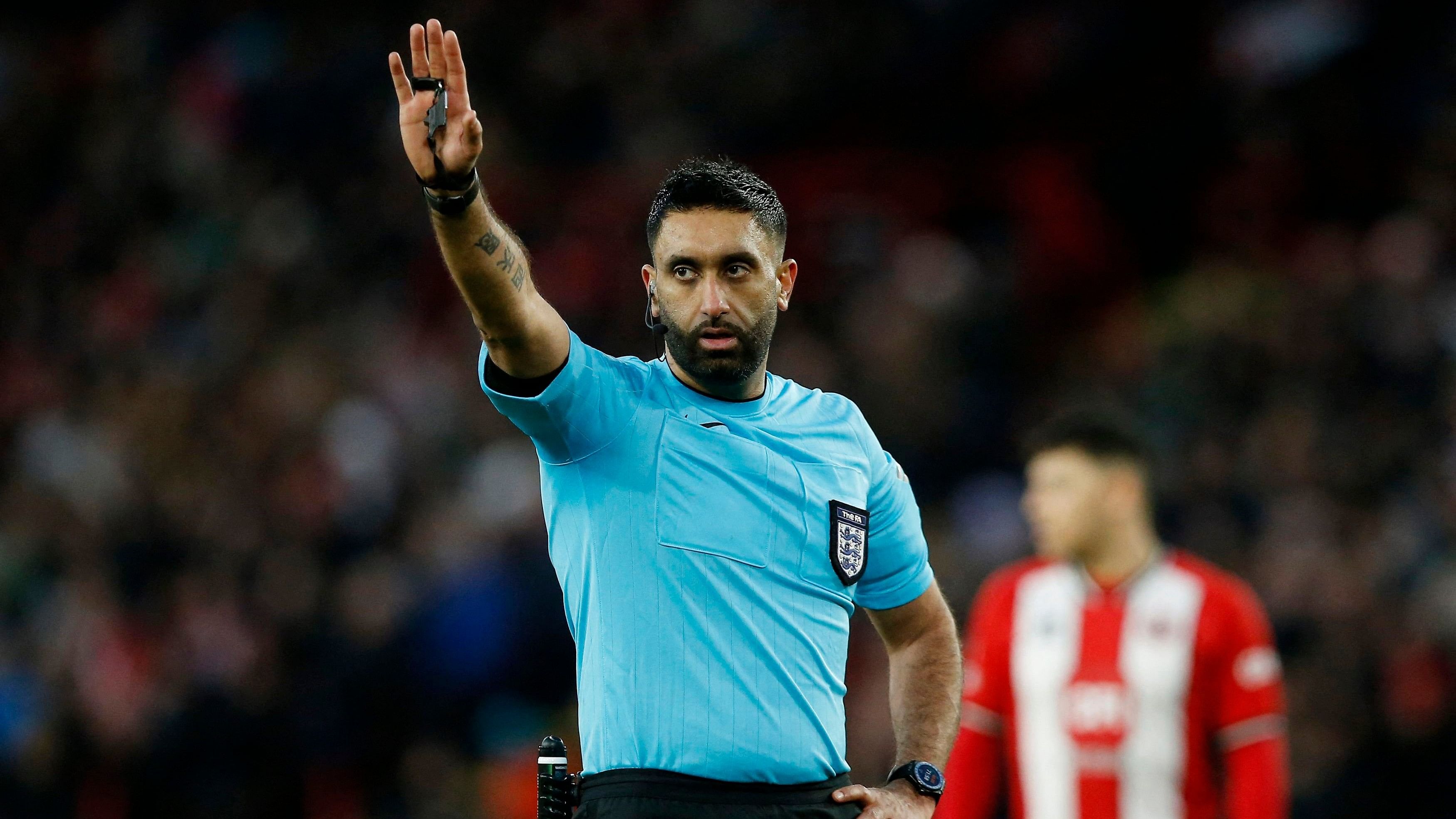 <div class="paragraphs"><p>Referee Sunny Gill.</p></div>