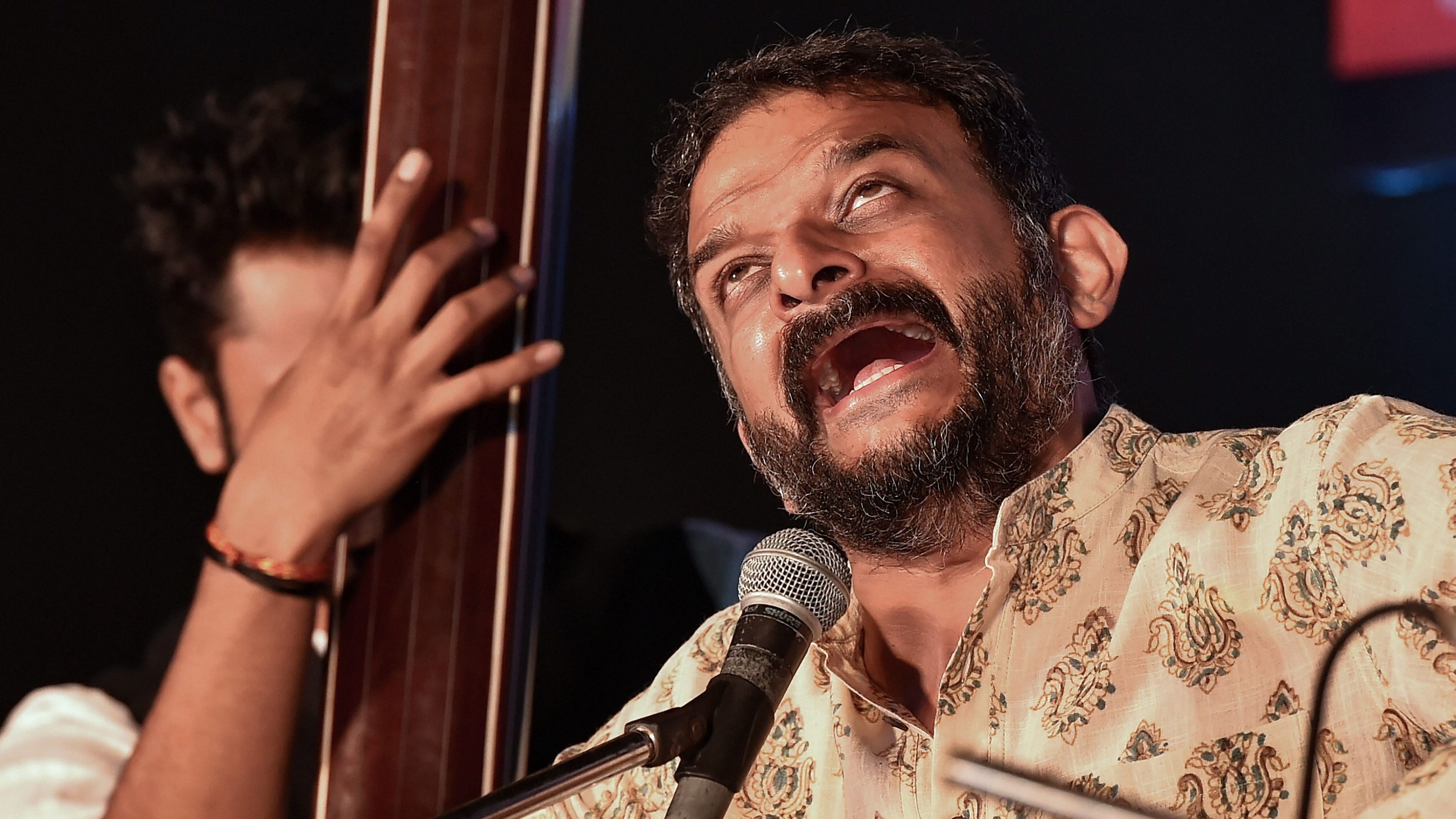<div class="paragraphs"><p>File photo of Carnatic music vocalist TM Krishna performing&nbsp; during the concert," Awam ki Awaz" at the Garden of Five Senses in New Delhi.</p></div>