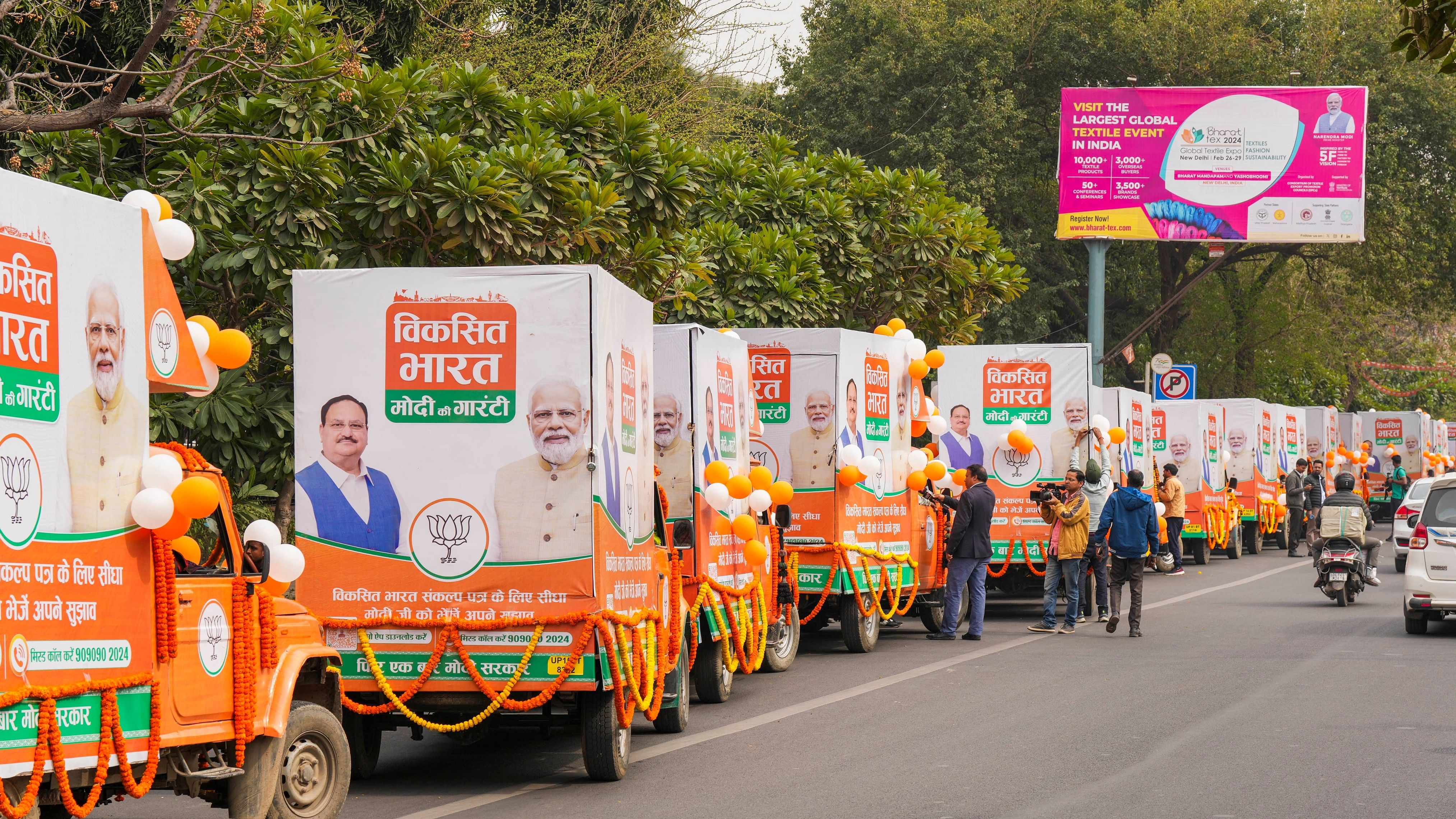 <div class="paragraphs"><p>New Delhi: Viksit Bharat Modi Ki Guarantee Raths during their flagging off by BJP National President J P Nadda, in New Delhi, Monday, Feb. 26, 2024.</p></div>