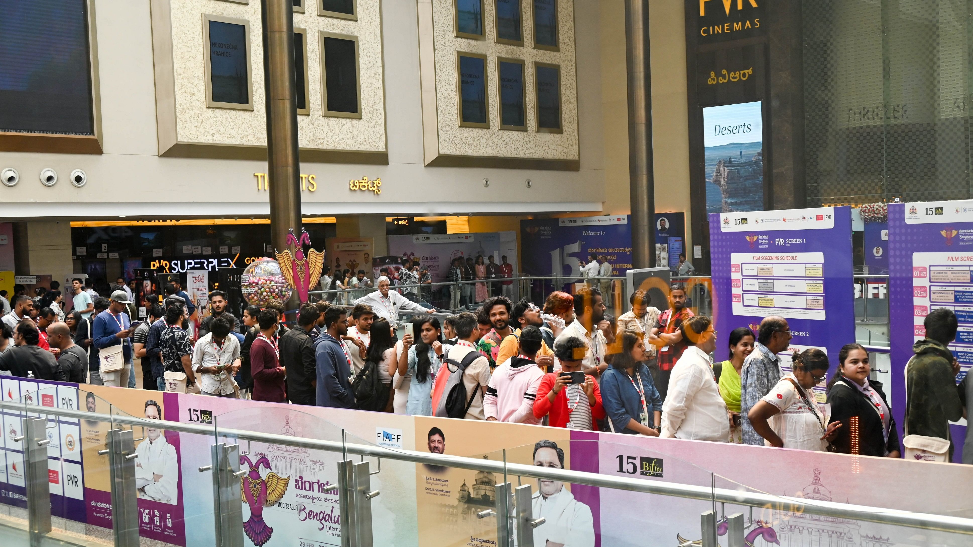 <div class="paragraphs"><p>Cinebuffs line up for view the films at the 15th Bengaluru International Film Festival 2024(BIFFES), at Orion Mall, in Bengaluru on Sunday. </p></div>