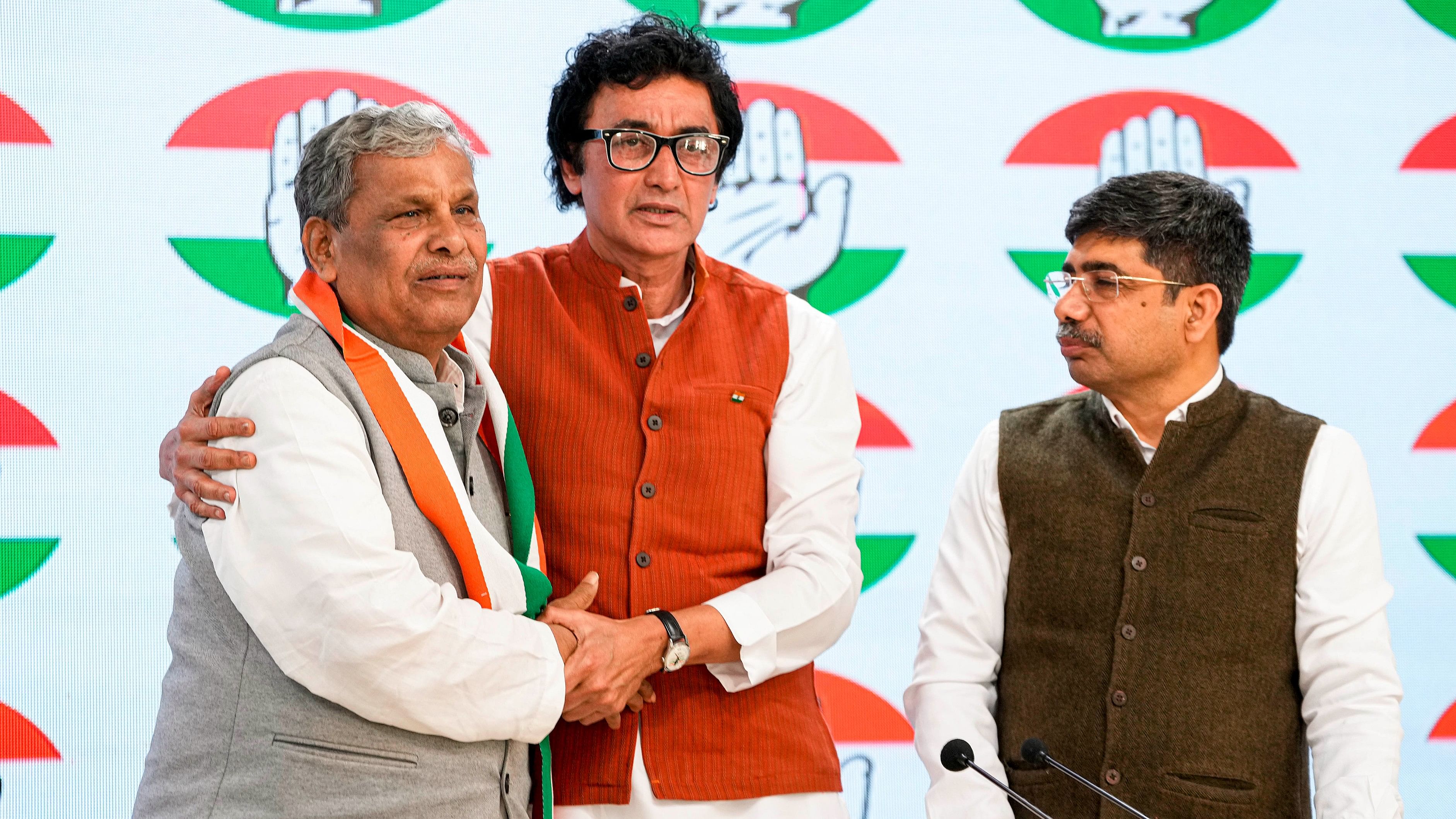 <div class="paragraphs"><p>Former Lok Sabha MP Srikant Jena joins the Congress Party in the presence of AICC Odisha in-charge Ajoy Kumar, at AICC Headquarters in New Delhi, on Wednesday.</p></div>