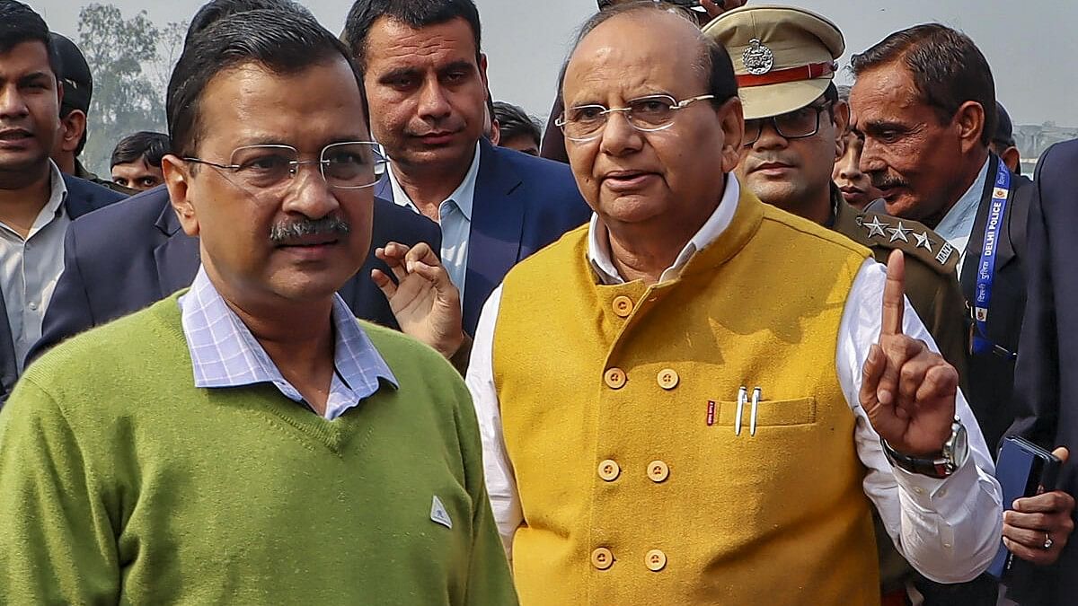 <div class="paragraphs"><p>AAP's Arvind Kejriwal (left) and BJP's V K Saxena (right). Kejriwal has locked horns with Saxena on many occassions while they executed the tasks of Delhi CM and Governor respectively.</p></div>