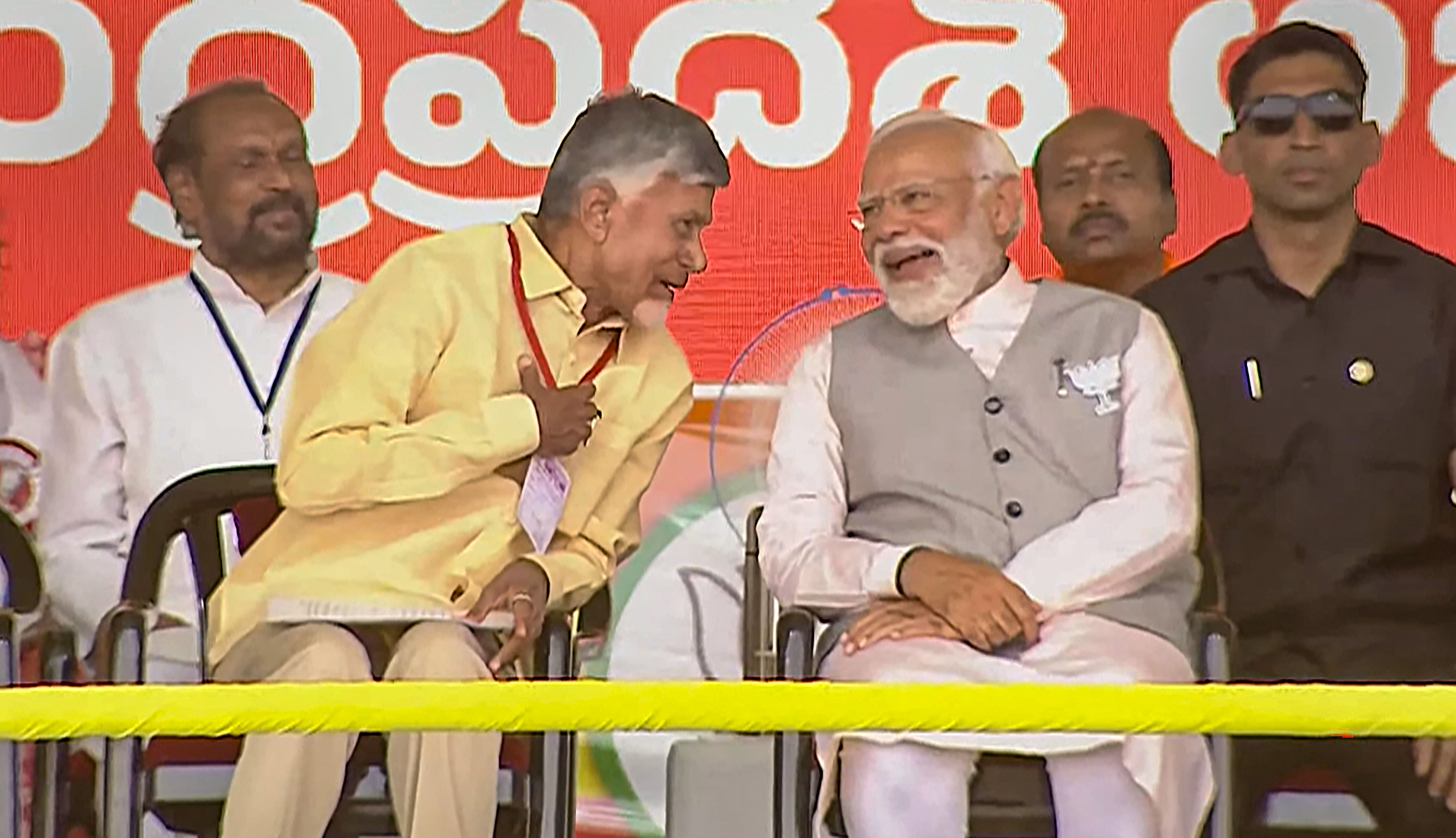<div class="paragraphs"><p>Prime Minister Narendra Modi with TDP chief N Chandrababu Naidu during a public meeting in Palnadu, Andhra Pradesh.</p></div>