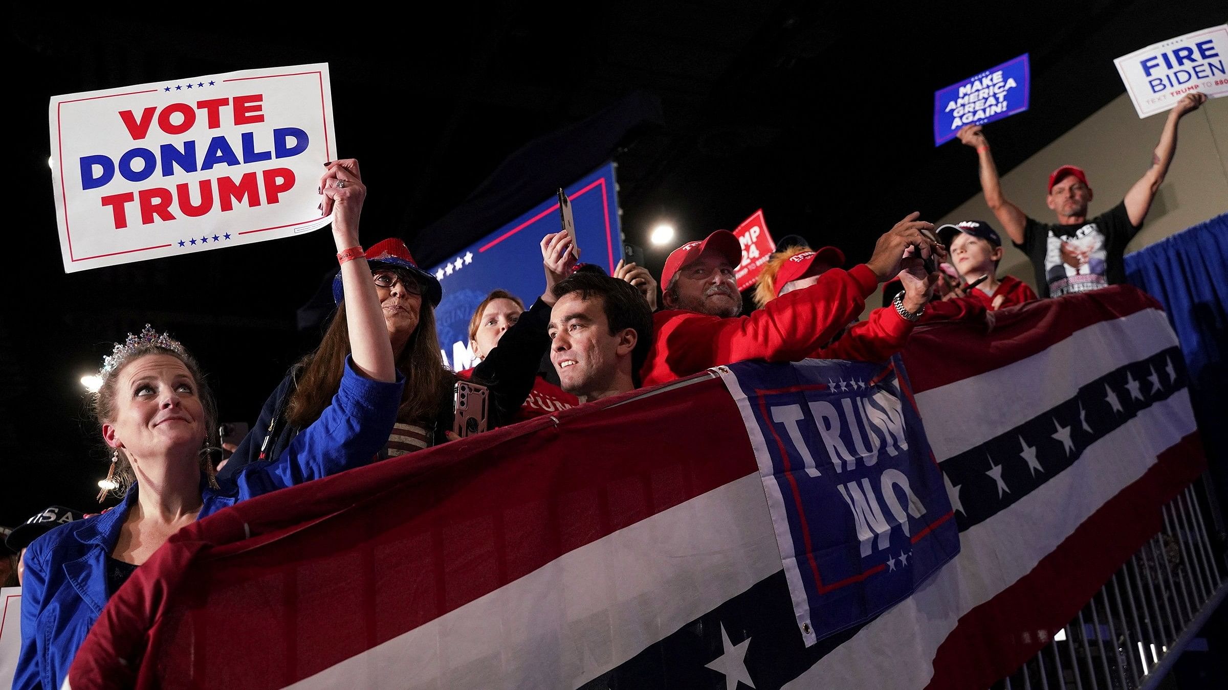 <div class="paragraphs"><p>Crowd cheers for Republican presidential candidate and former US President Donald Trump during a campaign rally in Richmond, Virginia.</p></div>