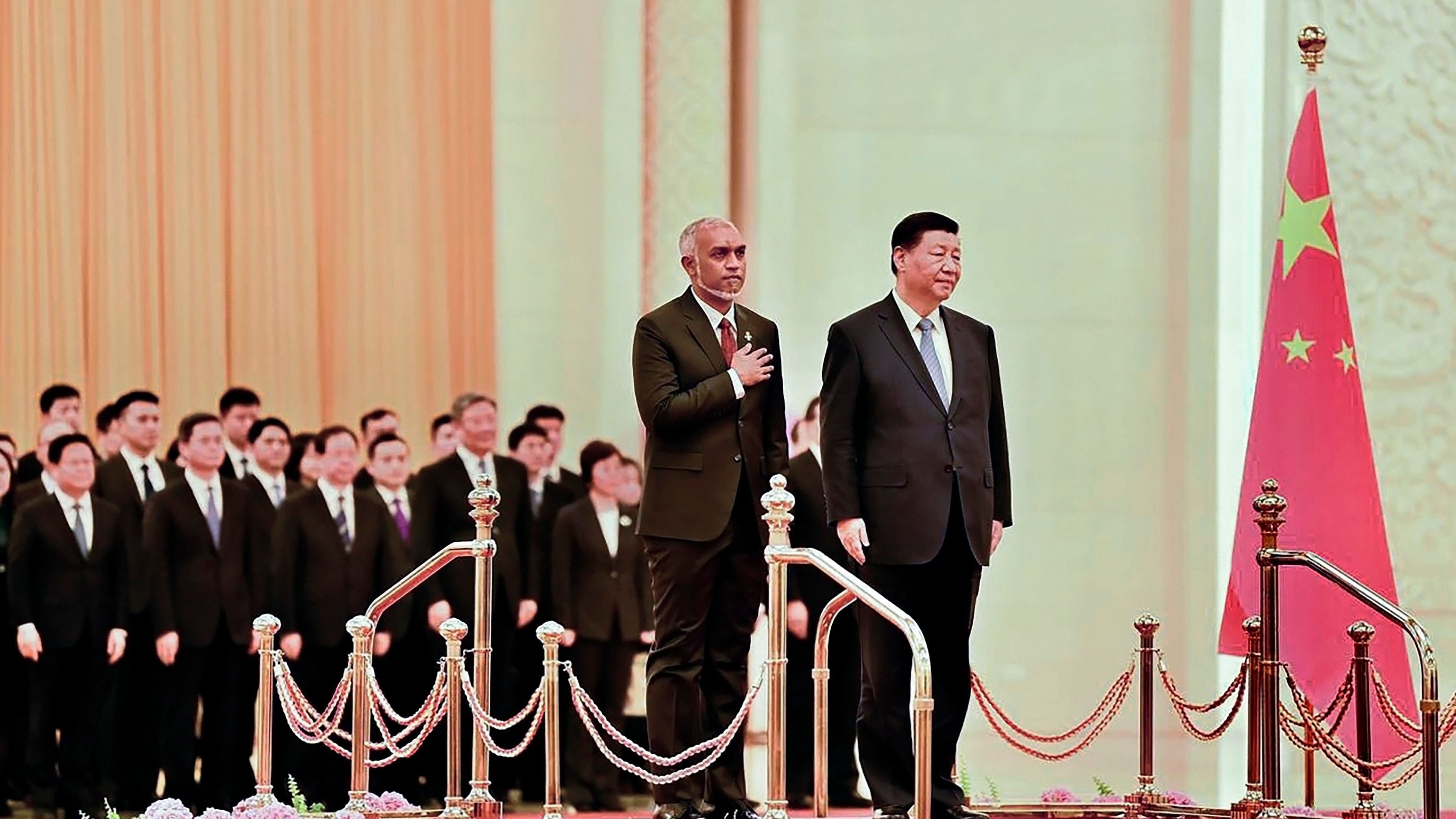 <div class="paragraphs"><p>Chinese President Xi Jinping with Maldives' President Mohamed Muizzu.</p></div>