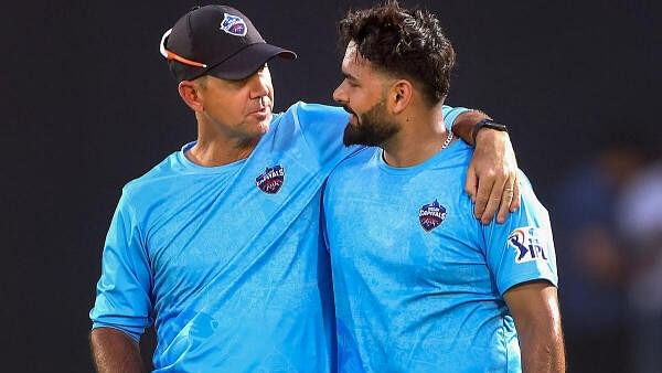 <div class="paragraphs"><p>Delhi Capitals head coach Ricky Ponting and skipper Rishabh Pant during the team's pre-tournament practice session in Visakhapatnam.</p></div>