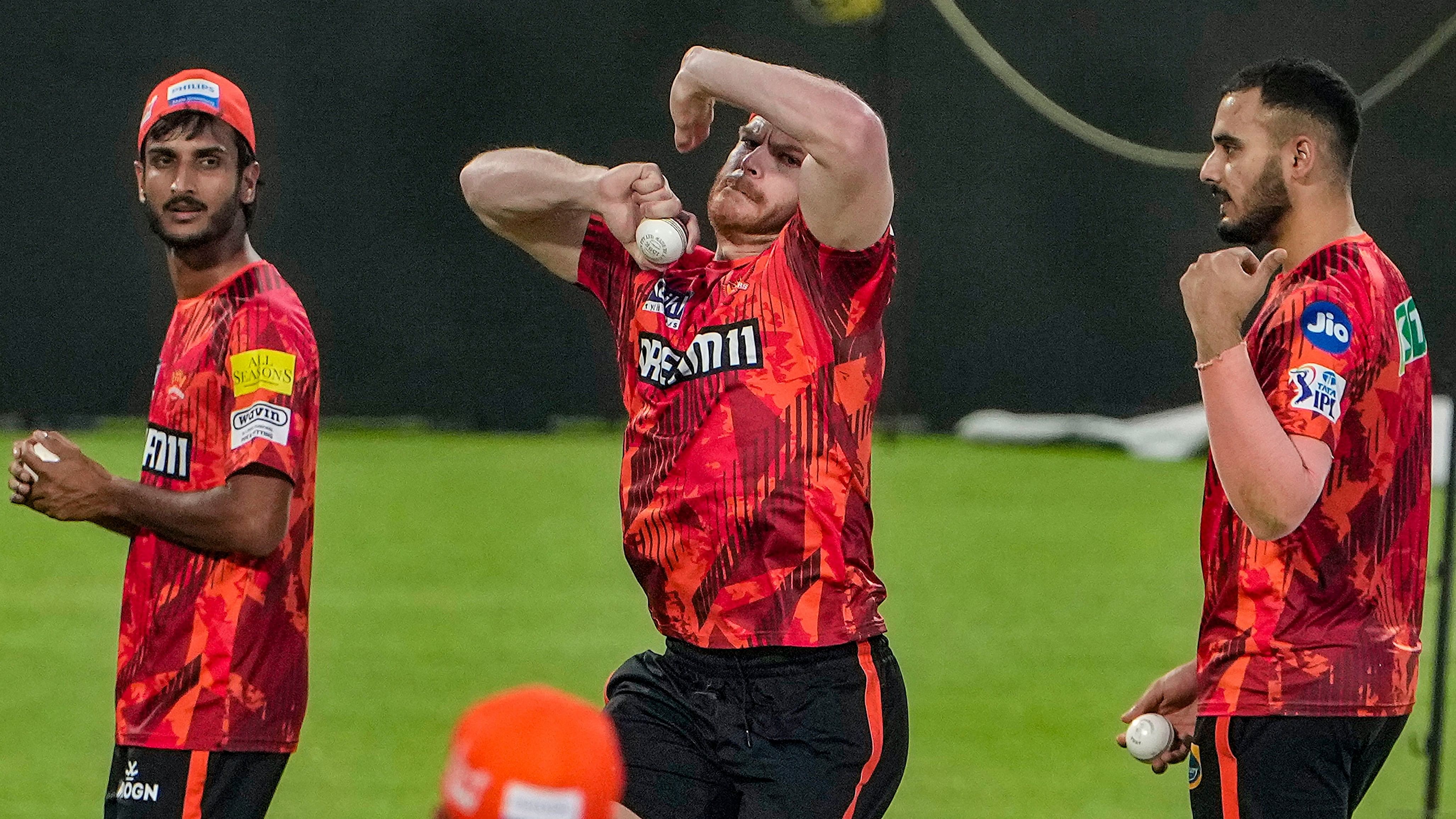 <div class="paragraphs"><p>Sunrisers Hyderabad player Glenn Phillips bowls during a training session ahead of their 1st match of Indian Premier League (IPL) 2024 against KKR, at Eden Gardens in Kolkata, Thursday, March 21, 2024. </p></div>