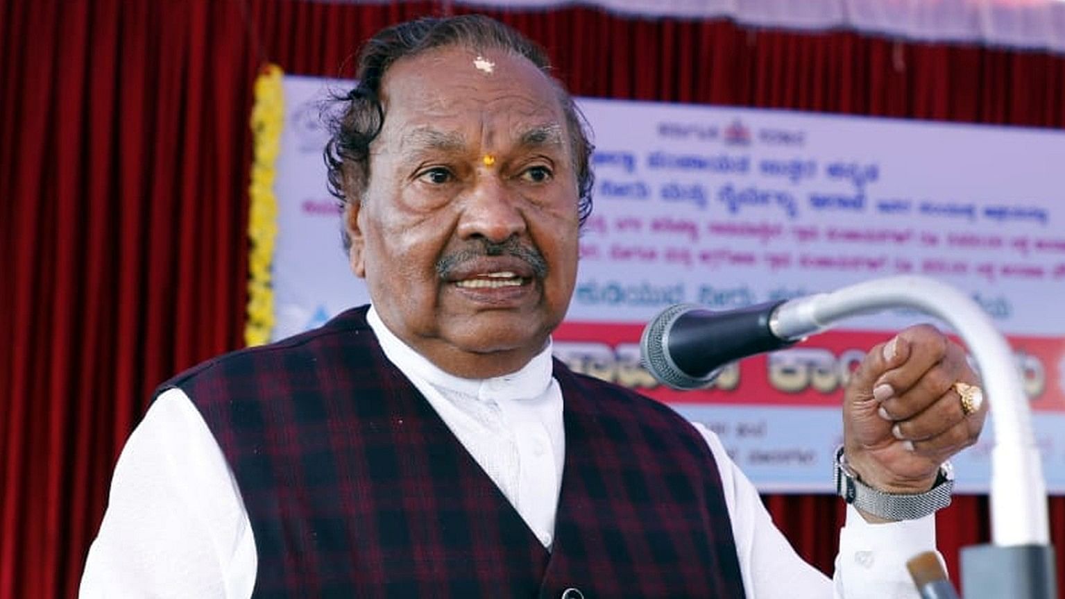 <div class="paragraphs"><p>File photo of&nbsp;Former Deputy Chief Minister K S Eshwarappa.</p></div>