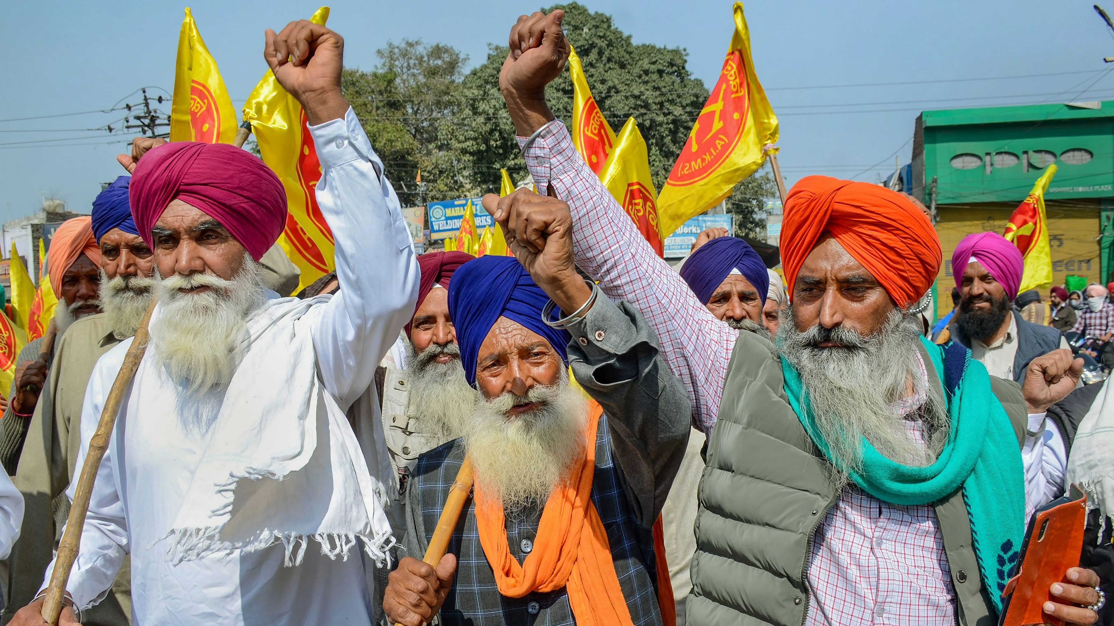 <div class="paragraphs"><p> Farmers raise slogans during a protest against Haryana Chief Minister Manohar Lal and the state government against the alleged killing of farmer Shubhkaran Singh amid alleged police action at the Khanauri Border amid their ongoing protest, in Amritsar, Thursday, Feb. 29, 2024.</p></div>