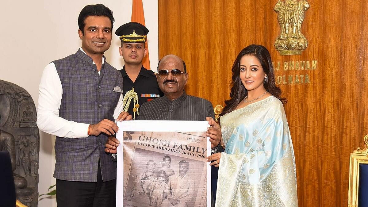 <div class="paragraphs"><p>West Bengal Governor C V Ananda Bose with 'Maa Kaali' film actors Raima Sen and Abhishek Singh, in Kolkata.&nbsp;</p></div>