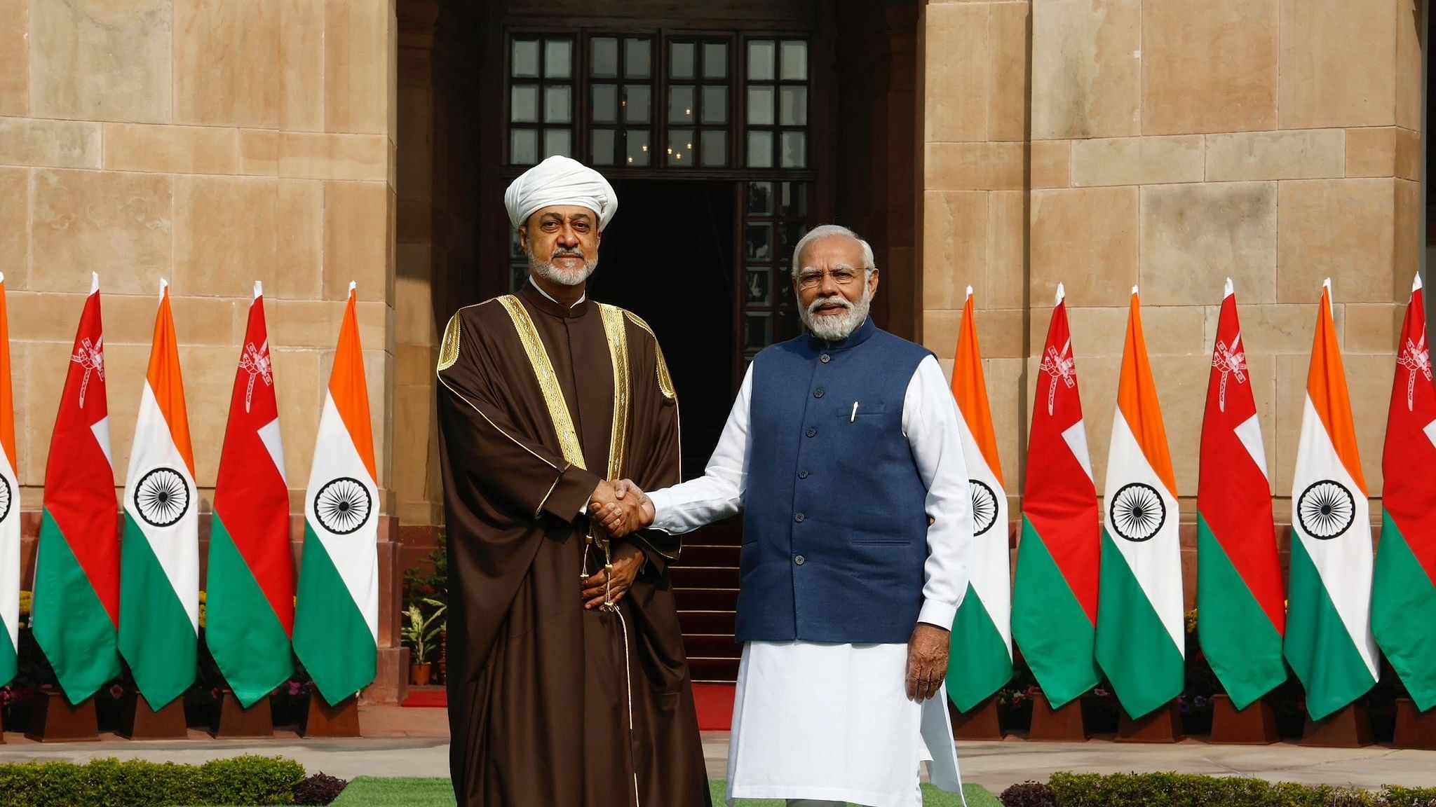 <div class="paragraphs"><p>Oman's Sultan Haitham bin Tarik and Prime Minister Narendra Modi.</p></div>