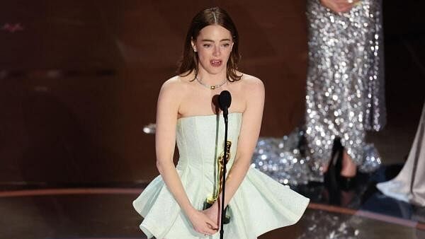 <div class="paragraphs"><p>Emma Stone wins the Oscar for Best Actress for 'Poor Things'.</p></div>