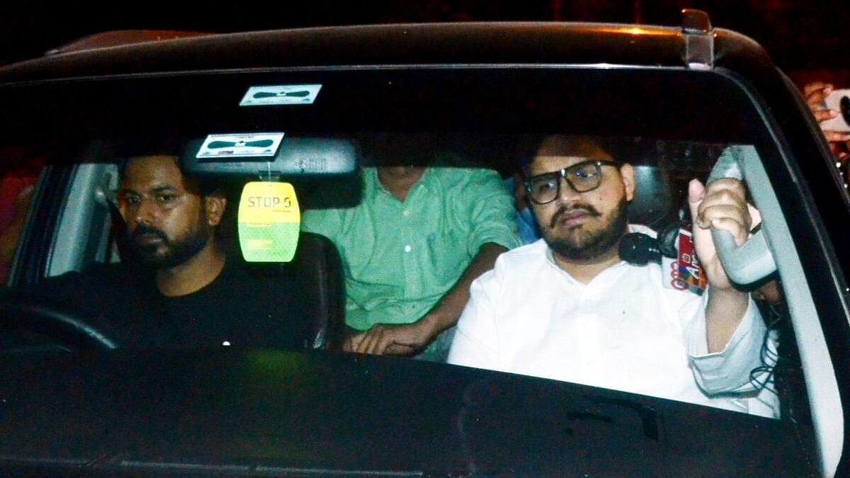 <div class="paragraphs"><p>Gangster-turned-politician Mukhtar Ansari's son Umar Ansari arrives at the Banda Medical College (Hospital) following the death of his father, in Banda, Thursday, March 28, 2024.</p></div>