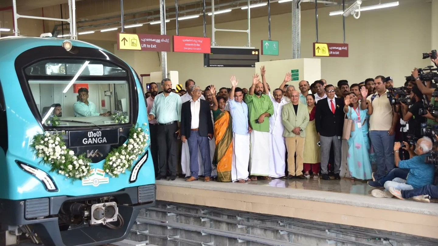 <div class="paragraphs"><p>PM Modi also virtually inaugurated the Tripunithura Terminal Metro station, which adds 1.16 km to the Aluva-SN junction stretch.</p></div>