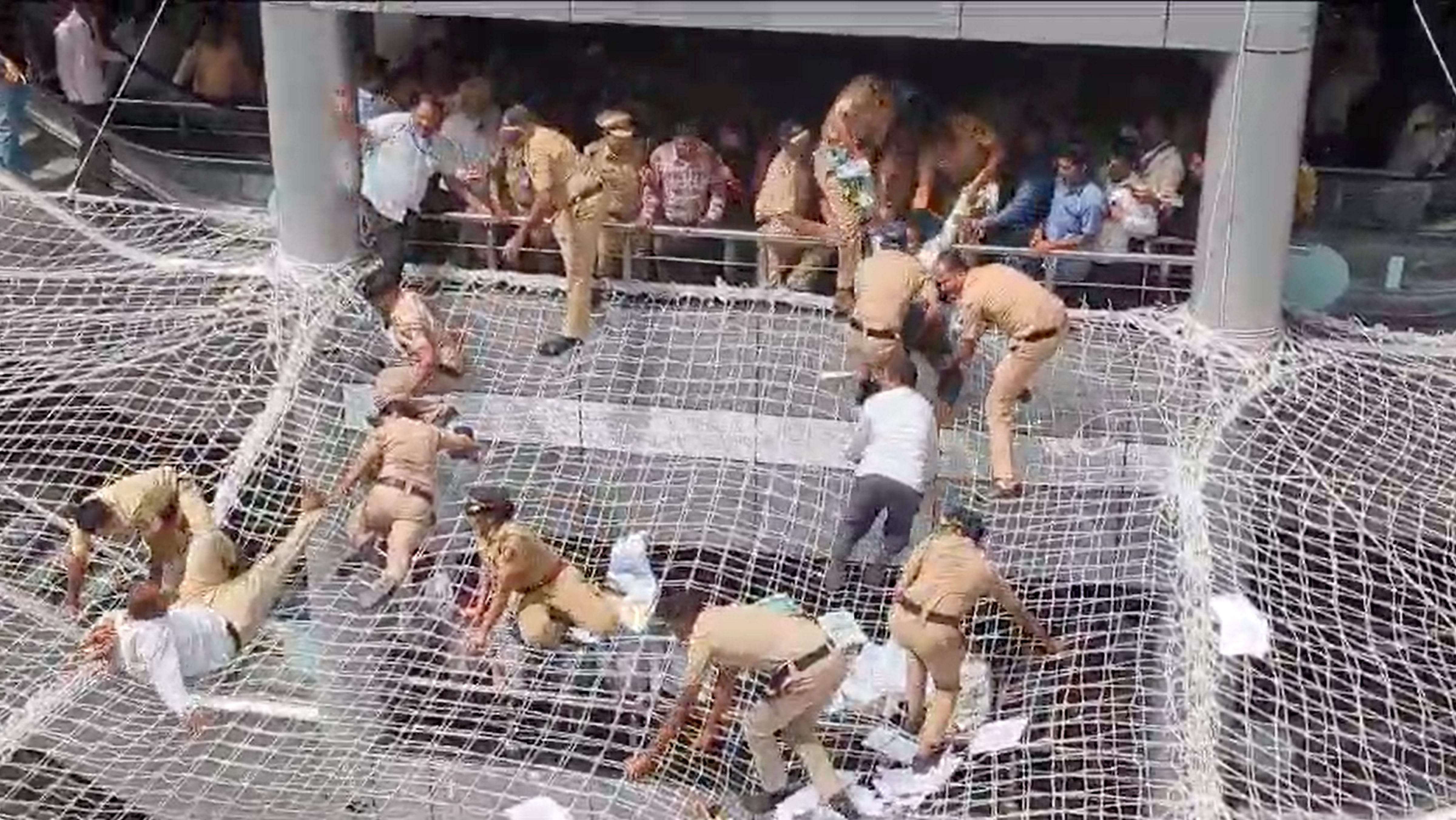 <div class="paragraphs"><p>A file photo of the safety net at the&nbsp;Mantralaya building in Mumbai.&nbsp;</p></div>