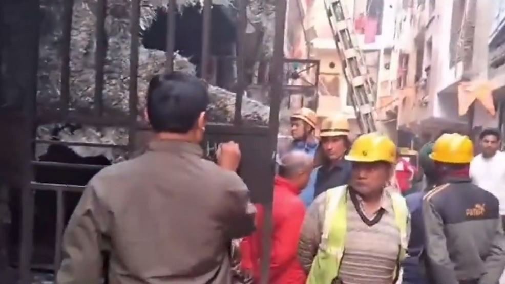 <div class="paragraphs"><p>Screengrab of video showing a police officer recording the details of the fire accident that took place&nbsp;at Shastri Nagar, near Geeta Colony of East Delhi on Thursday, March 14, 2024.</p></div>