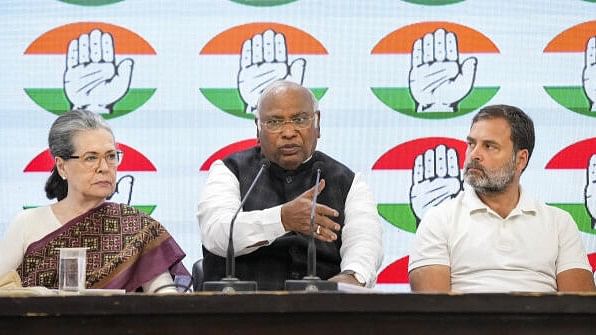 <div class="paragraphs"><p>Congress President Mallikarjun Kharge and party leaders Sonia Gandhi and Rahul Gandhi brief the media, at AICC headquarters, in New Delhi, Thursday, March 21, 2024.</p></div>