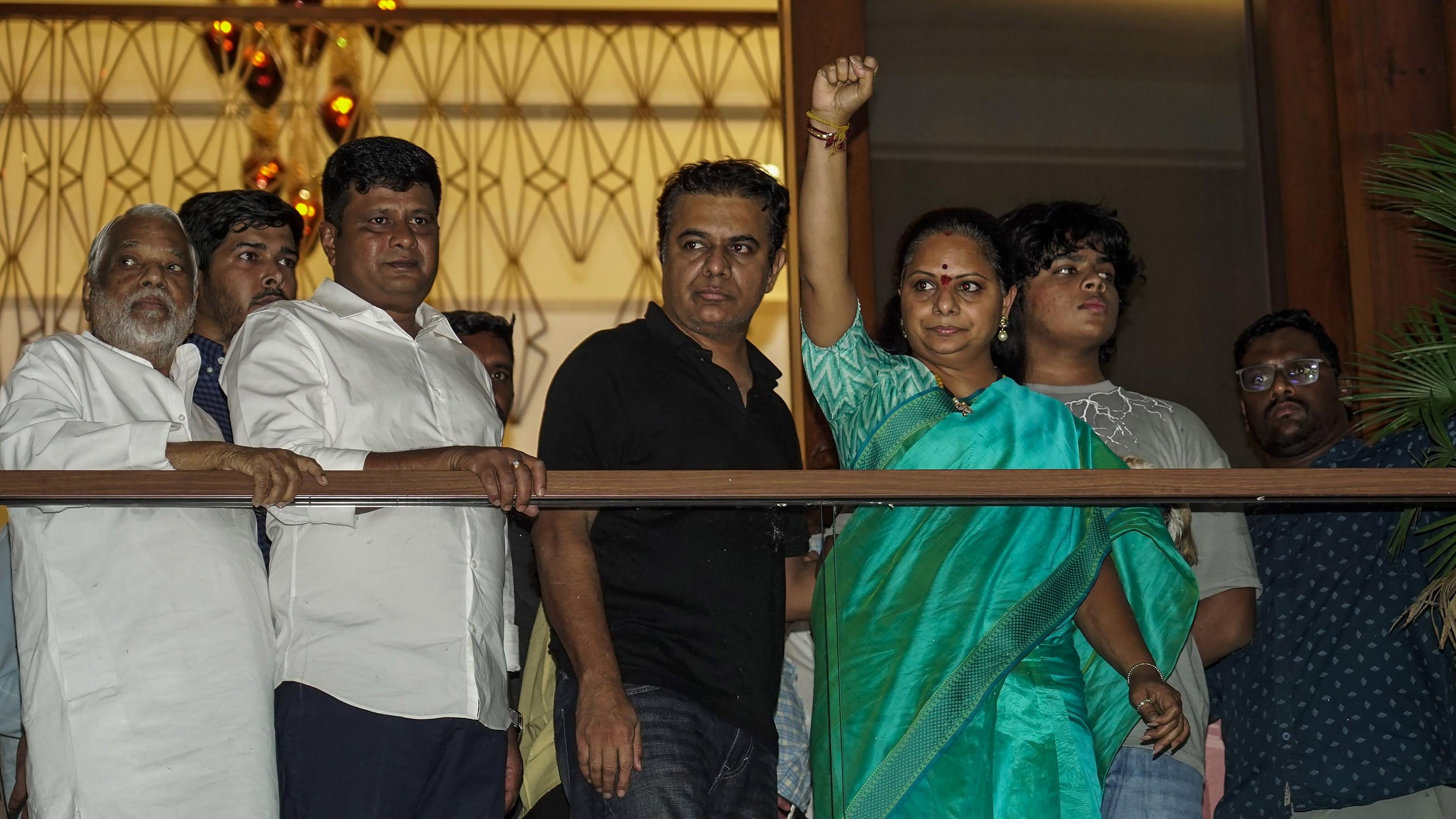 <div class="paragraphs"><p>BRS leader K Kavitha being arrested by the Enforcement Directorate (ED) from her residence in connection with the Delhi excise policy-linked money laundering case, in Hyderabad.</p></div>