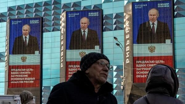 <div class="paragraphs"><p>Russian President Putin addresses the Federal Assembly in Moscow.</p></div>