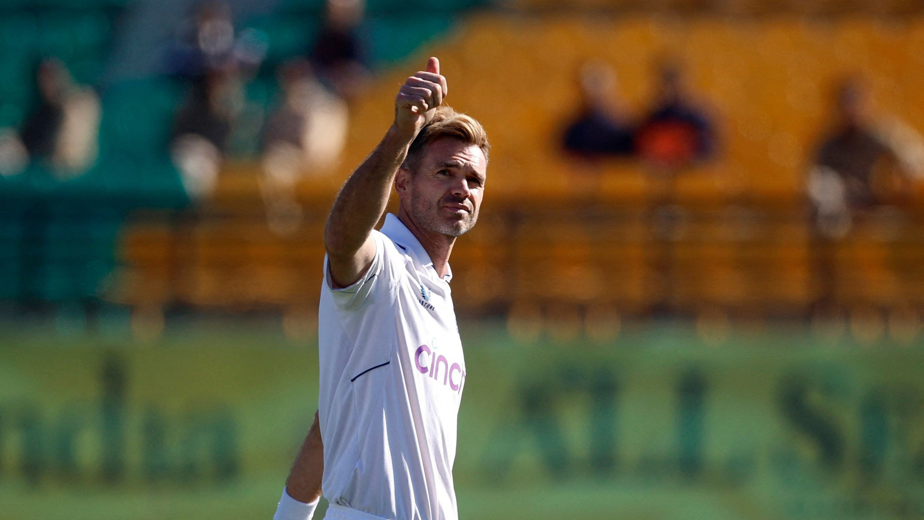 <div class="paragraphs"><p>England's James Anderson acknowledges the crowd after taking his 700th Test wicket following the dismissal of India's Kuldeep Yadav, caught out by Ben Foakes.</p></div>