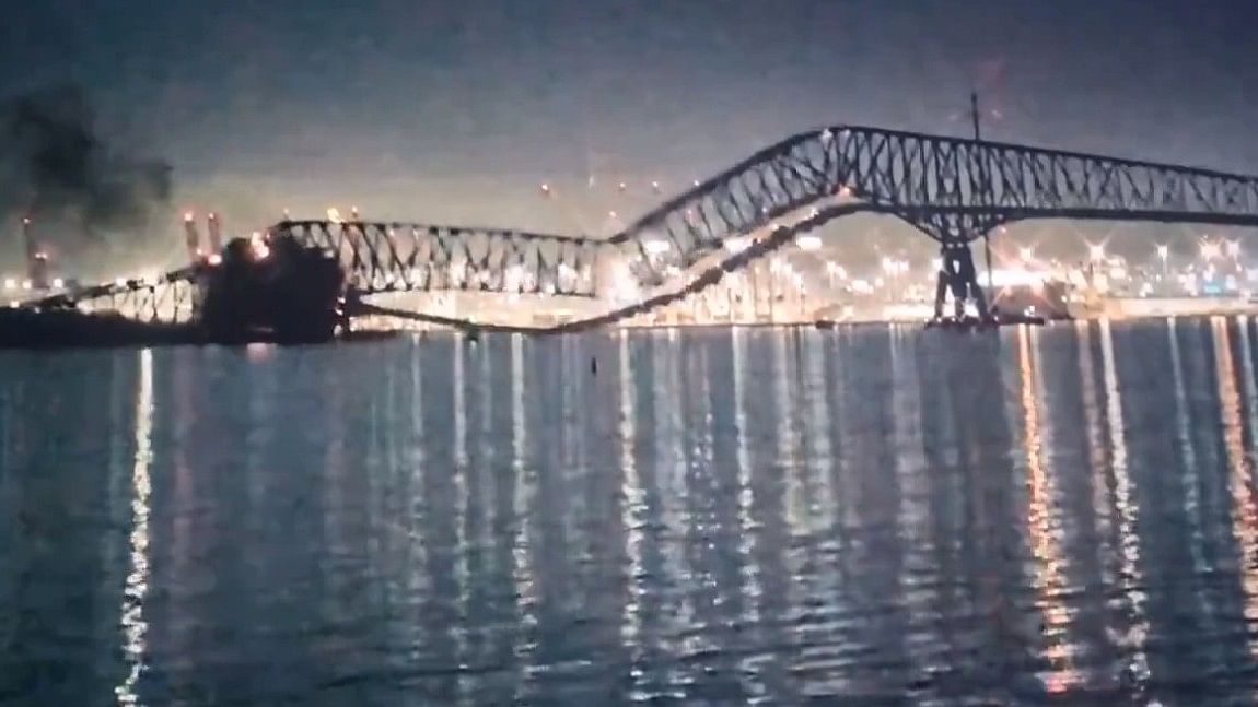 <div class="paragraphs"><p>Screengrab of the video where the bridge collapses.</p></div>