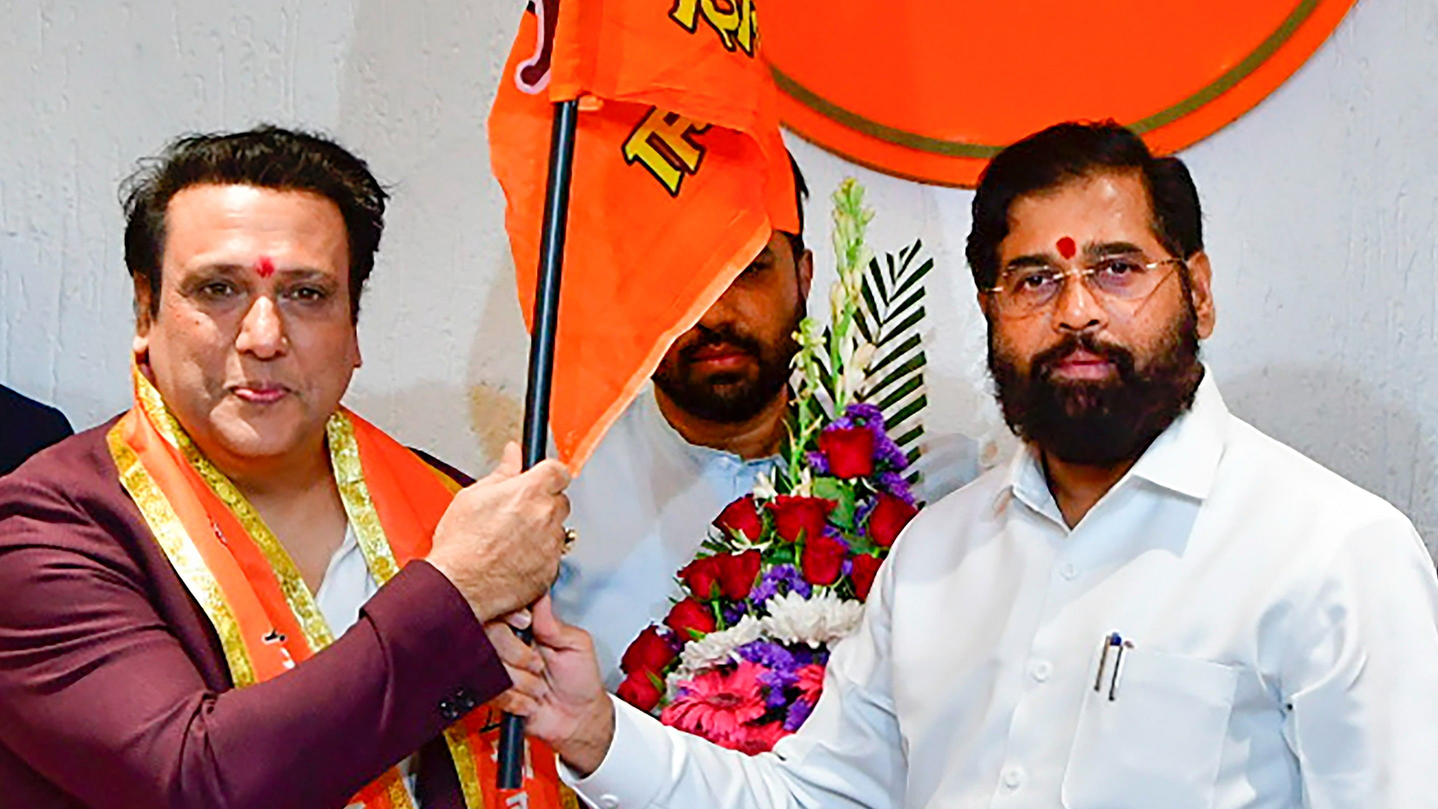 <div class="paragraphs"><p>Actor Govinda joins Shiv Sena (Shinde faction) in the presence of Maharashtra Chief Minister Eknath Shinde, in Mumbai, on Thursday.</p></div>
